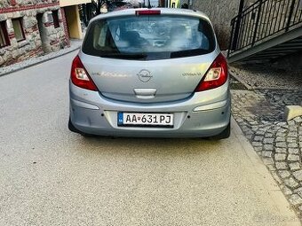 Opel Corsa 1.2 benzín