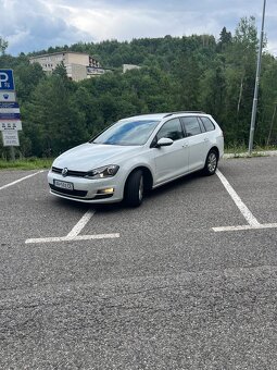 Volkswagen Golf 1.6 TDI 4x4 2014 zachovalý stav.vyhrievané