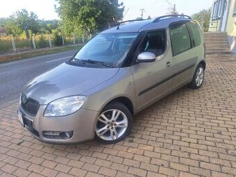 ŠKODA ROOMSTER BENZÍN 2009