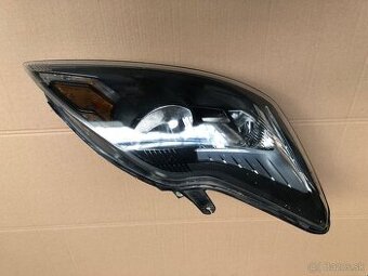 Ford focus- svetlo, volant