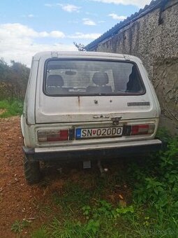 Lada niva 1.6