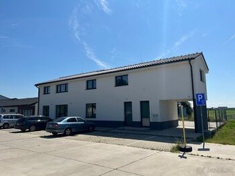 Objekt na bývanie aj podnikanie v Senci