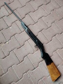 Stará Československa vzduchovka ZV4