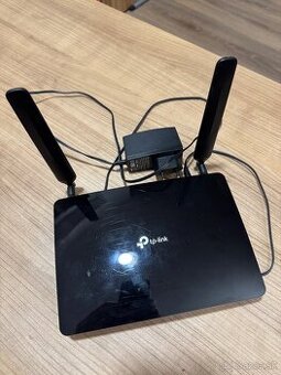 TP Link Archer MR600 - 1