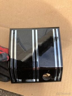 Kryt krytka acc Radaru ŠKODA SUPERB III lift