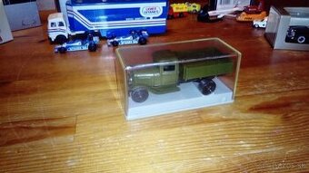 GAZ-AA Polutorka 1932 + KAMAZ 1/43