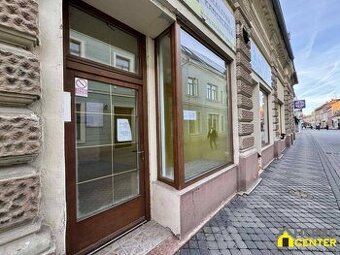 PRENÁJOM obchodný priestor/kancelária v priamom centre - KOM