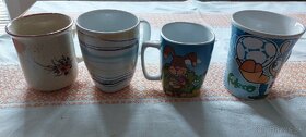 Porcelán mix a brús.sklo a knihy