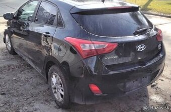 Hyundai i30 1.6 CRDI 2012 predám VODIČOVÉ DVERE, MOTOR D4FB,