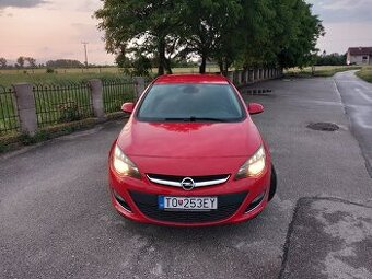 Opel Astra J 1,6 benzín 85 kw