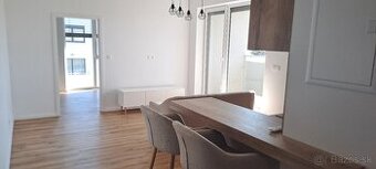 EXKLUZIVNA NOVOSTAVBA , 2 izbový byt 43 m2 s balkonom
