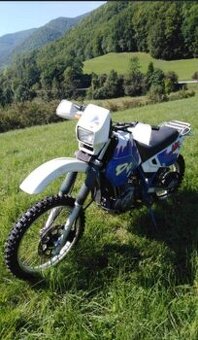 Suzuki dr 650