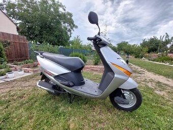 Honda lead 100