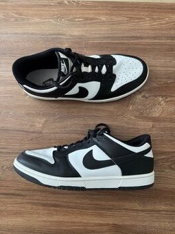 Nike dunk low panda