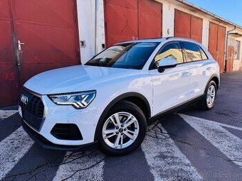 AUDI Q3 2.0TDi+MATRIX+360KAMERA+ŤAŽNÈ+PANORAMA+ROK2022