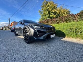 Peugeot 408 GT,najvyššia výbava,1.majiteľ,nebúrané,garážovan