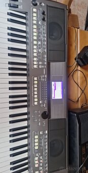 Yamaha psr s670