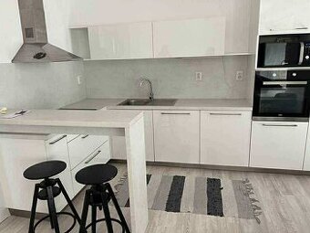 ALL INCLUSIVE | NA PREDAJ 3-IZB. BYT S TERASOU A ZÁHRADKOU, - 1