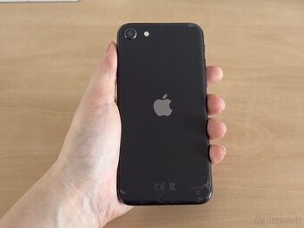 iPhone SE 2020 Black 64GB - puknuté zadné sklo