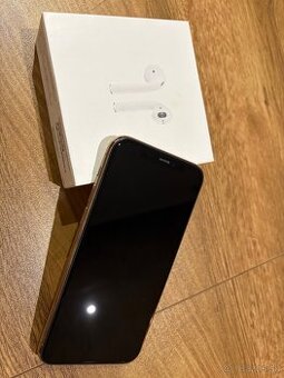iPhone 11 Pro 64 GB + AirPods