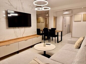 Rekonštrukcie,  stavebné práce , stavebna firma