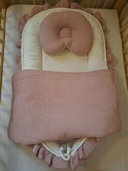 Hniezdo pre babatko (deka a vankus gratis)