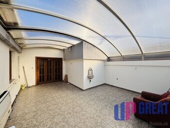 Na prenájom priestranný 3-izb.byt s terasou v meste SKALICA - 1