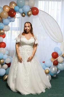 Krasne svadobne šaty