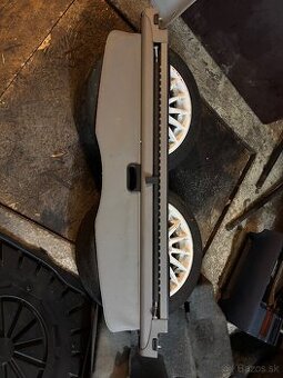 BMW e61 roletka do kufra