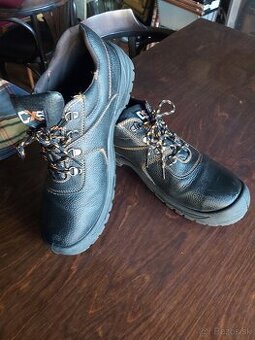 Pracovné topánky č.49, č.38, šĺapky č.38,Nike 36