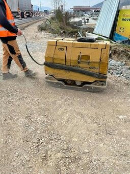 Predam vibracnu dosku Ammann APH 1000, 715kg