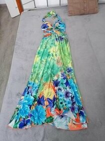 Pestrofarebné elegantné šaty