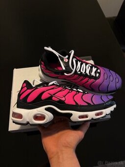 NIKE TN