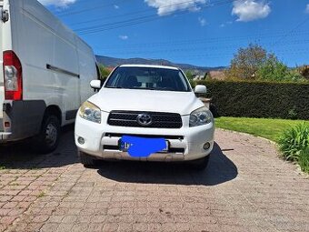 Rav4, 2.2 diesel 100kw 2008