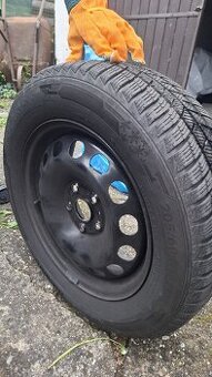 Plechové disky 5x112, NOVE + pneu zimné 205/60/R16 XL