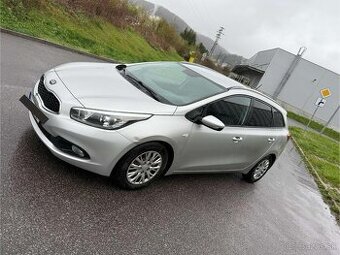 KIA Ceed 1.6 CRDi 94kw, Combi RV 2014