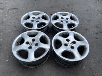 Elektrony 4x100 R15