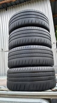 🟡Letné pneu 235/40 r19 Michelin