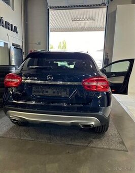 Gla 200d modra 2016