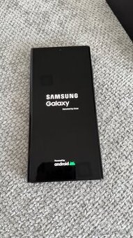 Predám Samsung Galaxy S22 Ultra 5G 256GB