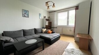 Na predaj: 1 izbový byt v pokojnej časti Hlohovca