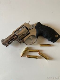 Taurus 605 375magnum