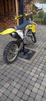 Suzuki RM-Z 250