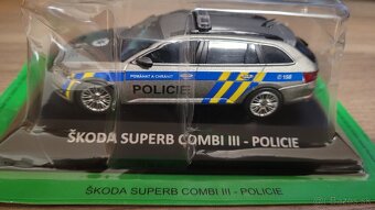 Skoda superb III POLICIA