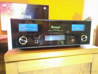 McIntosh MA 5200