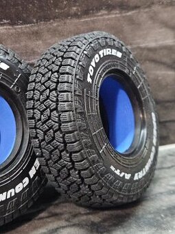 Pneumatiky na RC crawler