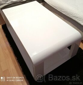 Krásny biely konferenčný stolík Kupeny za 400€ predám za 159