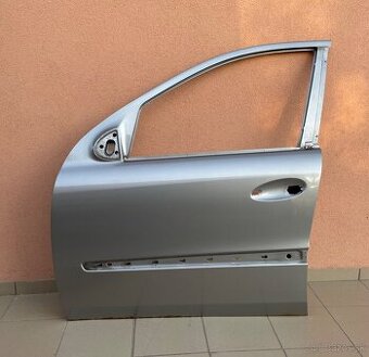Ľavé predné dvere na Mercedes GL ,X164