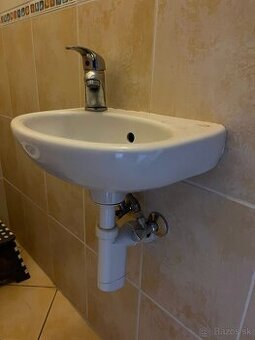 Predám umývadlo do WC