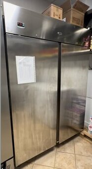Predám chladiacu skriňu – 1200 L nerezová